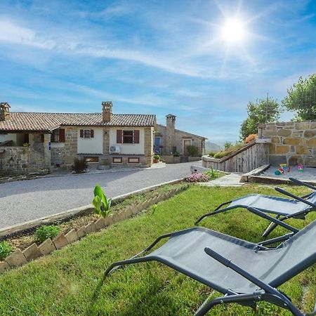 Guesthouse Gospodi Cerovlje 外观 照片
