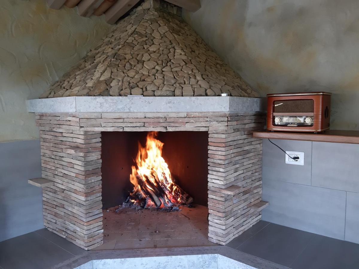 Guesthouse Gospodi Cerovlje 外观 照片